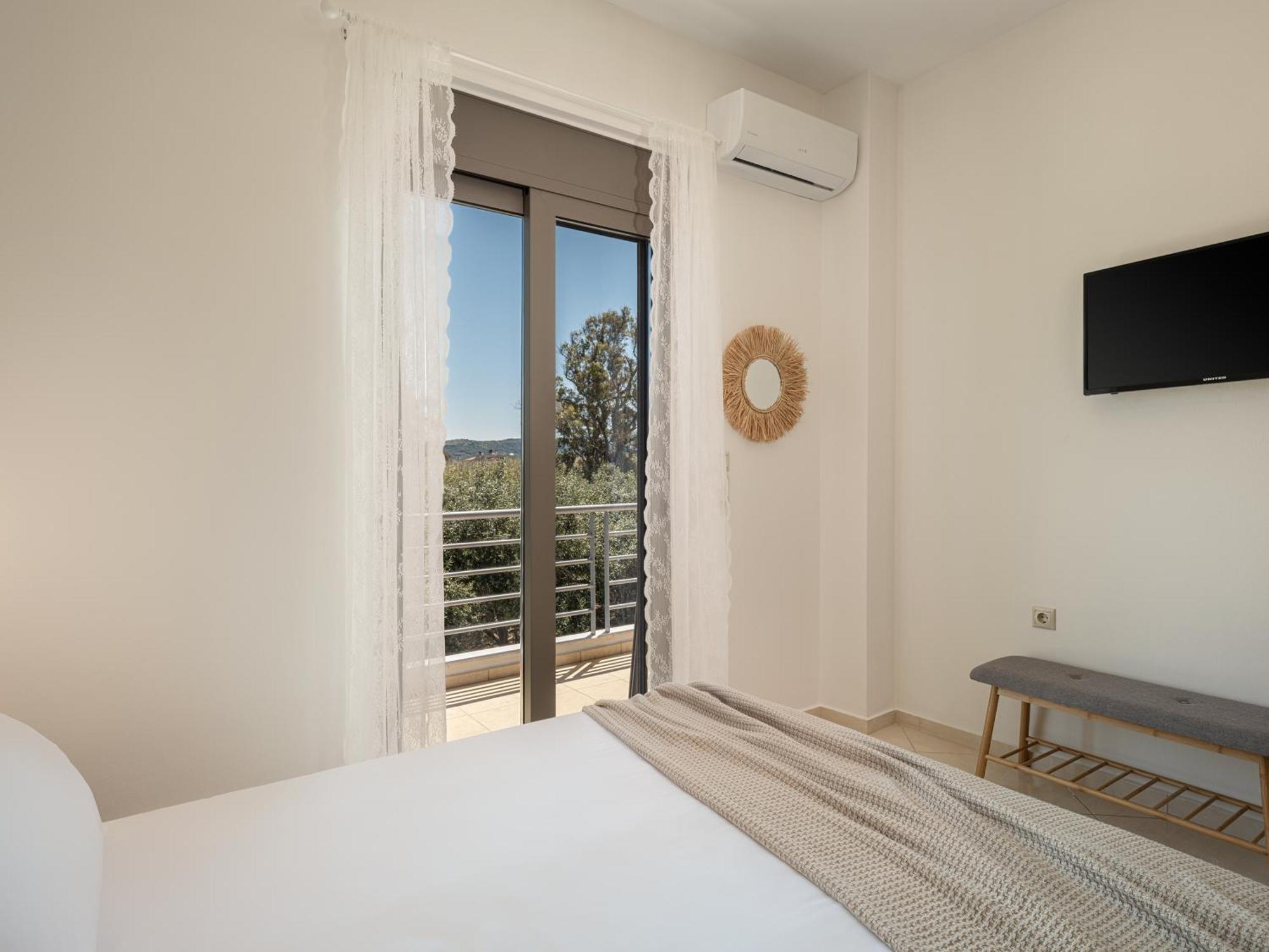 Sol Luxury Apartment - Close To The Beach With A Private Mini Pool ハニア エクステリア 写真